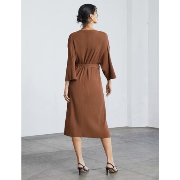 Everlane The Ribbed Wrap Midi Dress - Picture 2 of 9
